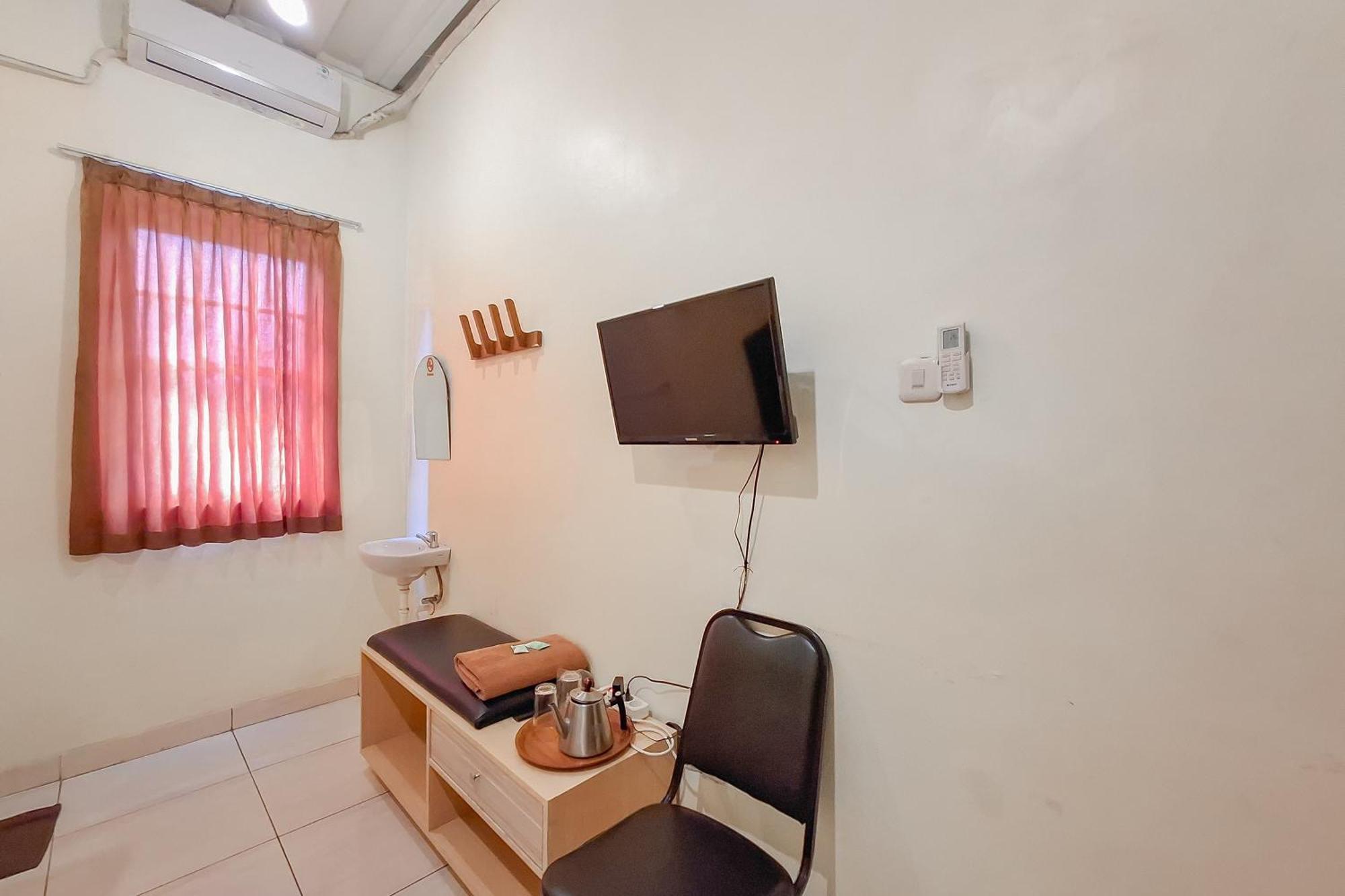 فندق Reddoorz At Andongkoe 64 سالاتيغا المظهر الخارجي الصورة